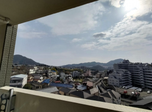 神戸市須磨区車、中古マンションのバルコニー画像です