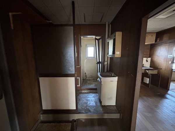 神戸市須磨区高倉台、中古マンションの洗面画像です