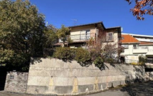 神戸市須磨区若草町、中古一戸建ての外観画像です