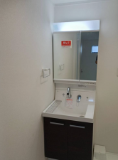 神戸市須磨区前池町、収益物件/マンションの洗面画像です