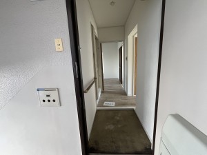 神戸市須磨区高倉台、中古マンションの玄関画像です