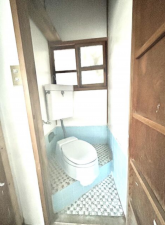 神戸市須磨区明神町、収益物件/アパートのトイレ画像です