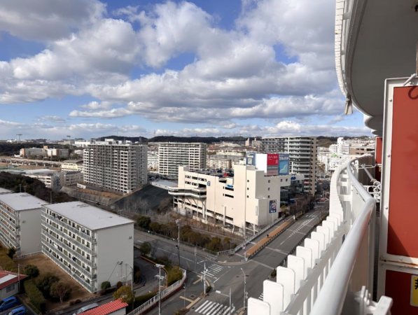 神戸市須磨区竜が台、中古マンションのバルコニー画像です