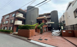 神戸市須磨区桜木町、中古マンションの外観画像です