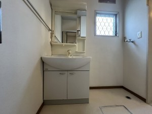 神戸市須磨区神の谷、中古一戸建ての洗面画像です