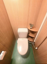 神戸市須磨区菅の台、中古マンションのトイレ画像です