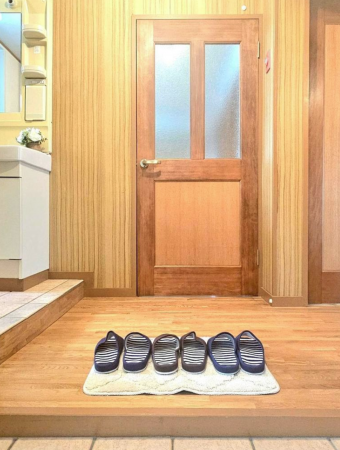 神戸市須磨区菅の台、中古マンションの玄関画像です