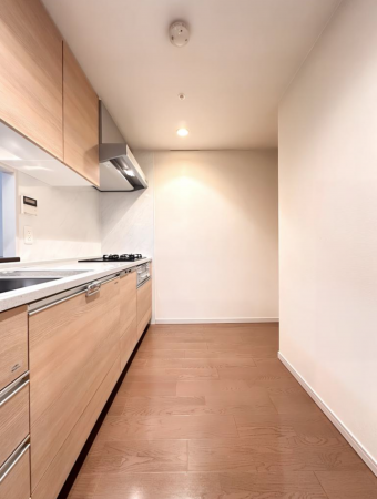 神戸市須磨区村雨町、中古マンションのキッチン画像です