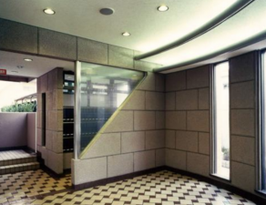 神戸市須磨区青葉町、中古マンションのエントランス画像です