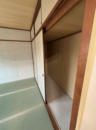 神戸市須磨区高倉台、中古マンションの収納画像です