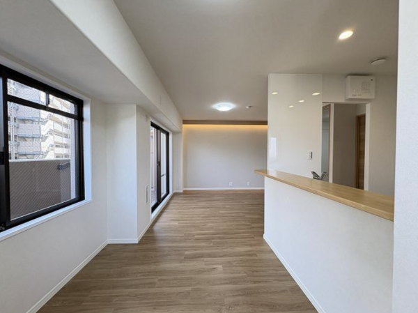 神戸市須磨区道正台、中古マンションの内装画像です