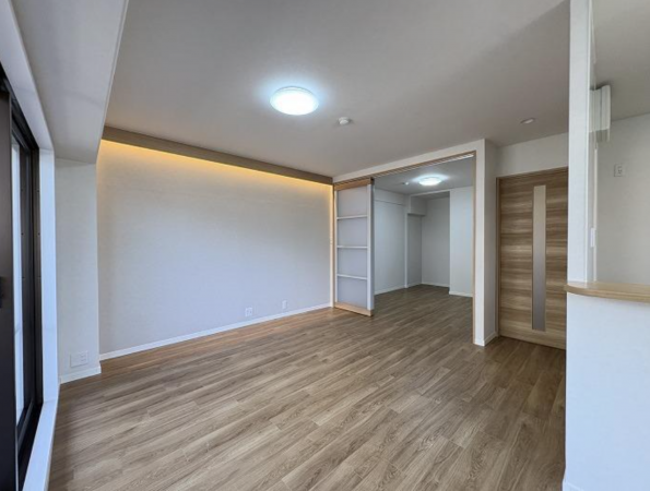 神戸市須磨区道正台、中古マンションの内装画像です