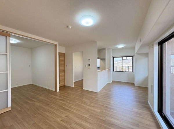 神戸市須磨区道正台、中古マンションの内装画像です