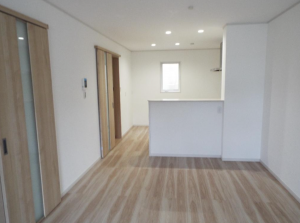 神戸市須磨区平田町、新築一戸建ての居間画像です