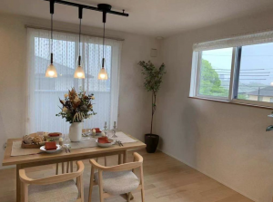 神戸市須磨区若木町、中古一戸建ての居間画像です