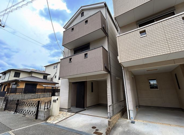 神戸市須磨区須磨浦通、中古一戸建ての外観画像です