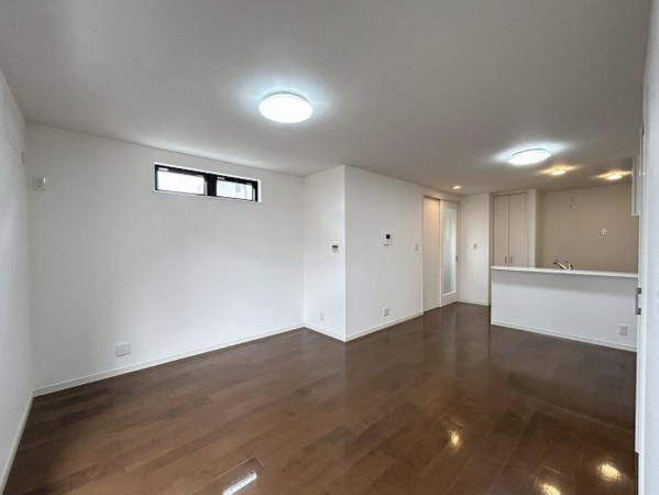 神戸市須磨区須磨浦通、中古一戸建ての内装画像です