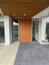 神戸市須磨区飛松町、中古マンションのエントランス画像です