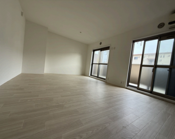 神戸市須磨区高倉台、中古マンションの内装画像です