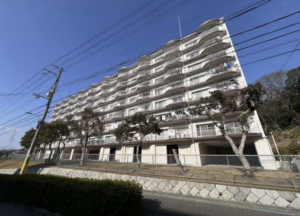 神戸市須磨区友が丘、中古マンションの外観画像です