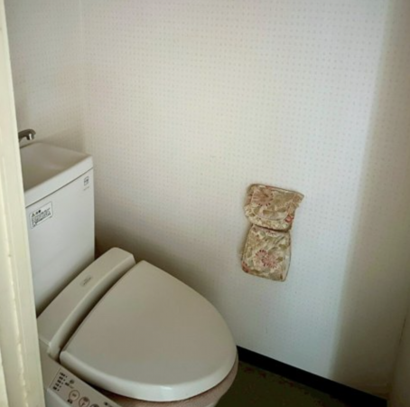 神戸市須磨区車、中古マンションのトイレ画像です