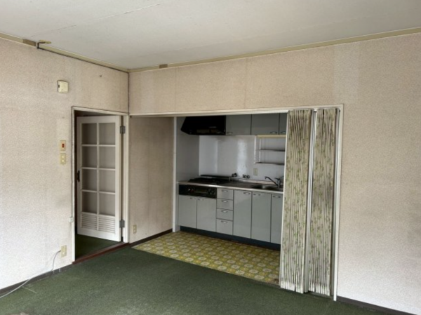 神戸市須磨区車、中古マンションの内装画像です