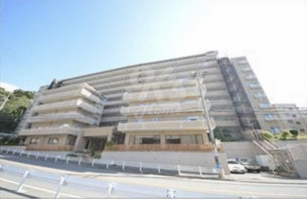 神戸市須磨区若草町、中古マンションの外観画像です