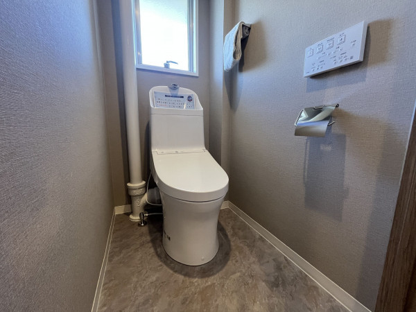 神戸市須磨区中落合、中古マンションのトイレ画像です