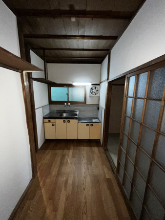 神戸市須磨区禅昌寺町、中古一戸建てのキッチン画像です