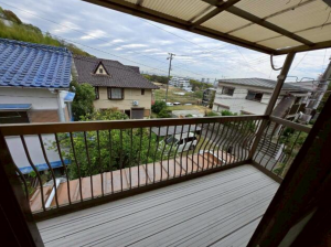 神戸市須磨区東須磨、中古一戸建てのバルコニー画像です