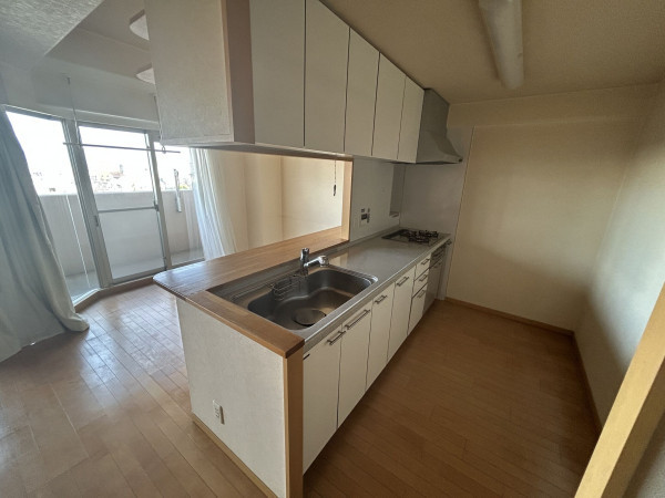 神戸市須磨区大池町、中古マンションのキッチン画像です