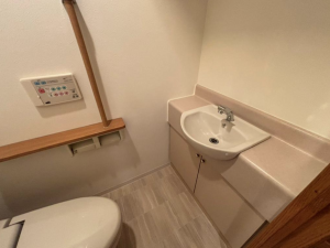 神戸市須磨区道正台、中古マンションのトイレ画像です