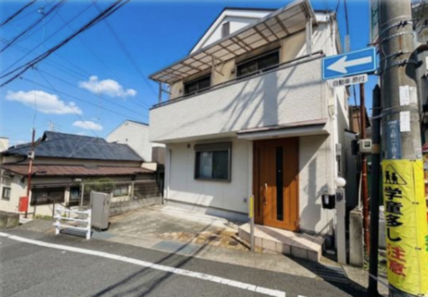 神戸市須磨区川上町、中古一戸建ての外観画像です