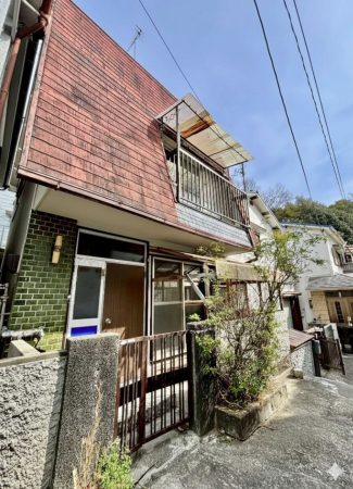 神戸市須磨区大手、中古一戸建ての外観画像です