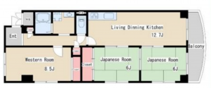 神戸市須磨区白川台、中古マンションの間取り画像です