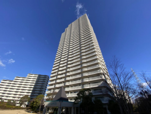 神戸市須磨区道正台、中古マンションの外観画像です