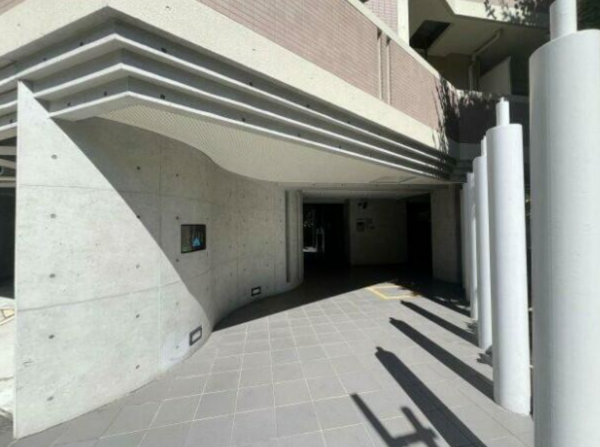 神戸市須磨区清水台、中古マンションの外観画像です