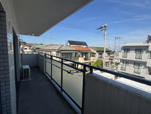神戸市須磨区潮見台町、中古マンションのバルコニー画像です