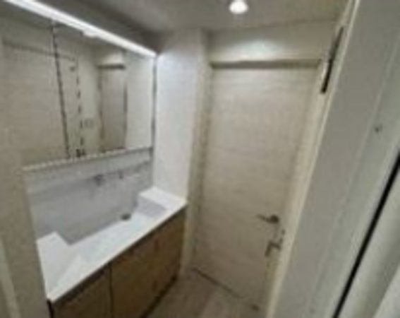 神戸市須磨区潮見台町、中古マンションの洗面画像です