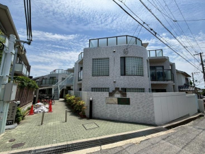 神戸市須磨区桜木町、中古マンションの外観画像です