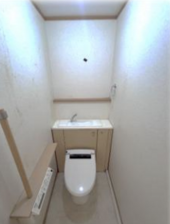 神戸市須磨区神の谷、中古マンションのトイレ画像です