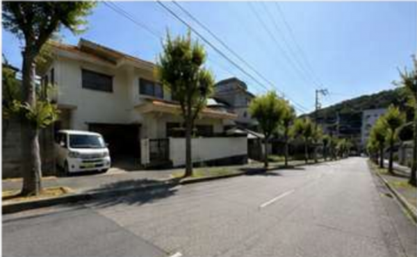 神戸市須磨区若草町、土地の前面道路を含む現地写真画像です