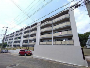神戸市須磨区友が丘、中古マンションの外観画像です