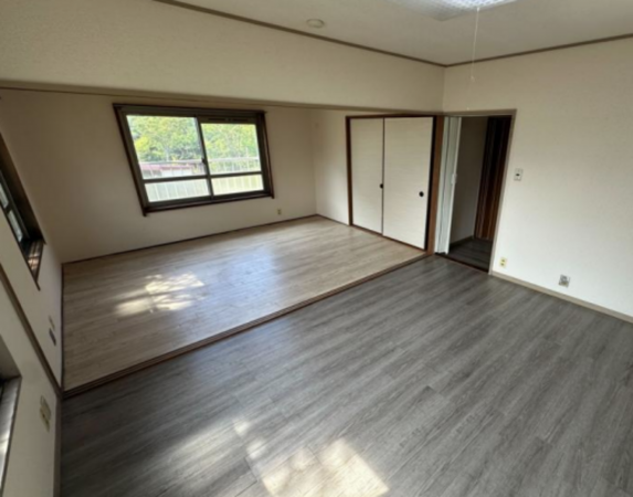 神戸市須磨区高倉台、中古マンションの内装画像です