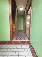 神戸市須磨区一ノ谷町、中古一戸建ての玄関画像です