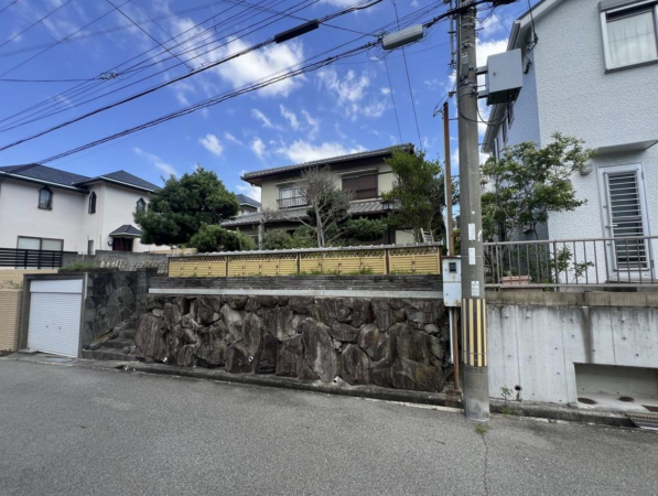 神戸市須磨区高倉台、中古一戸建ての外観画像です