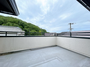 神戸市須磨区菅の台、中古一戸建てのバルコニー画像です