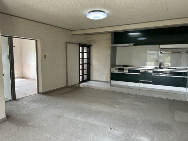 神戸市須磨区友が丘、中古マンションの居間画像です