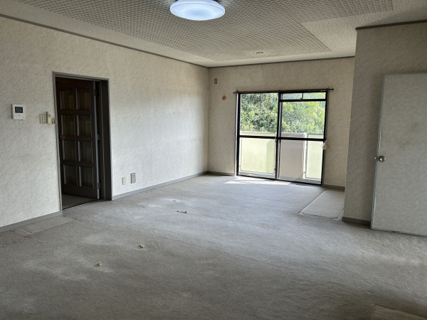 神戸市須磨区友が丘、中古マンションの居間画像です