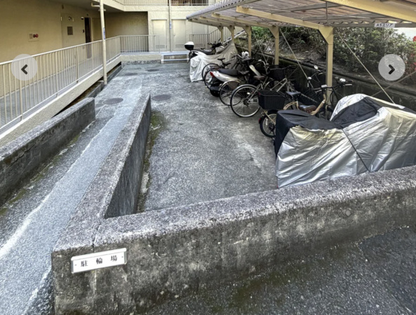 神戸市須磨区高倉町、中古マンションの駐車場画像です